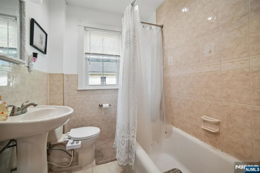 157 John Street Englewood, NJ 07631