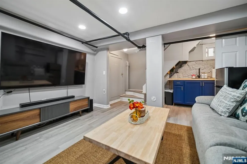 157 John Street Englewood, NJ 07631