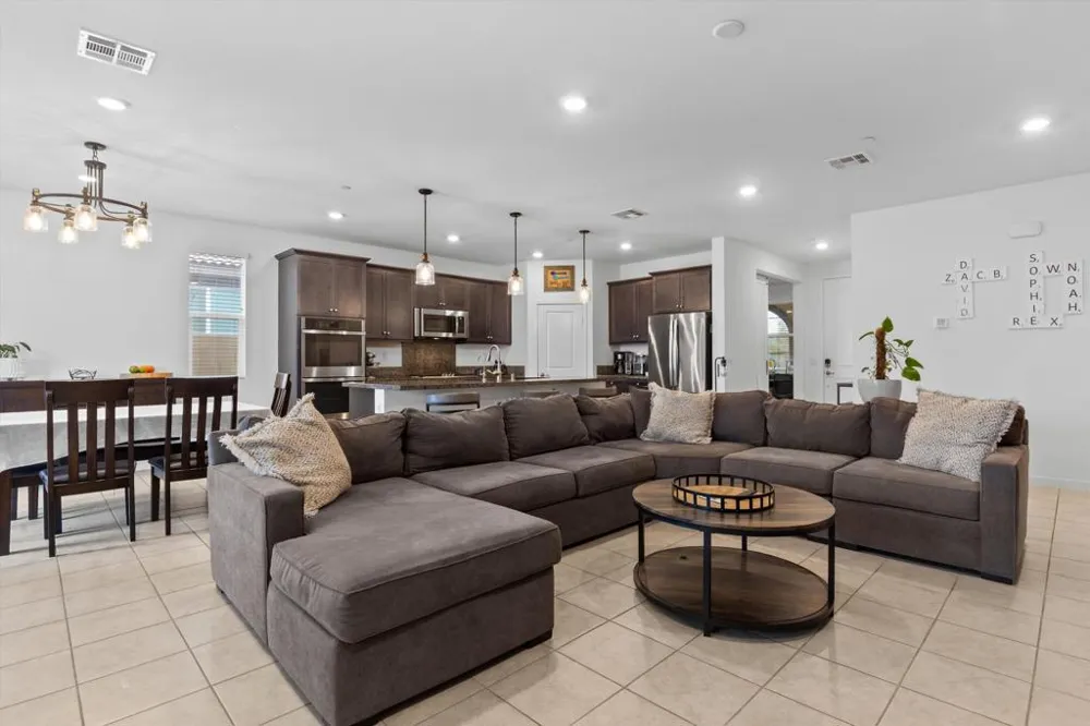82161 Modena Road Indio, CA 92203
