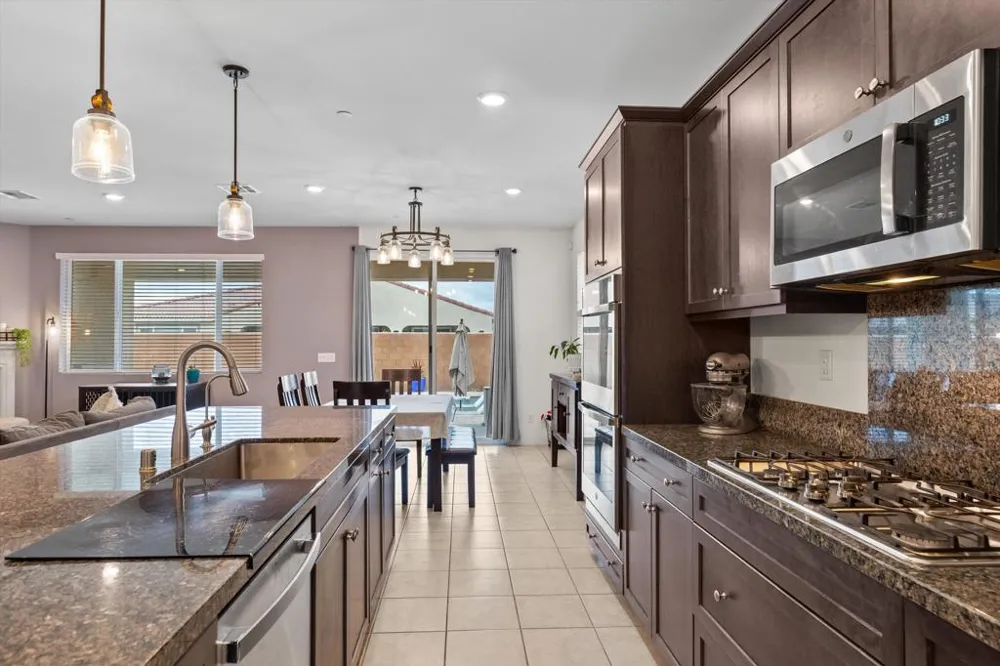 82161 Modena Road Indio, CA 92203