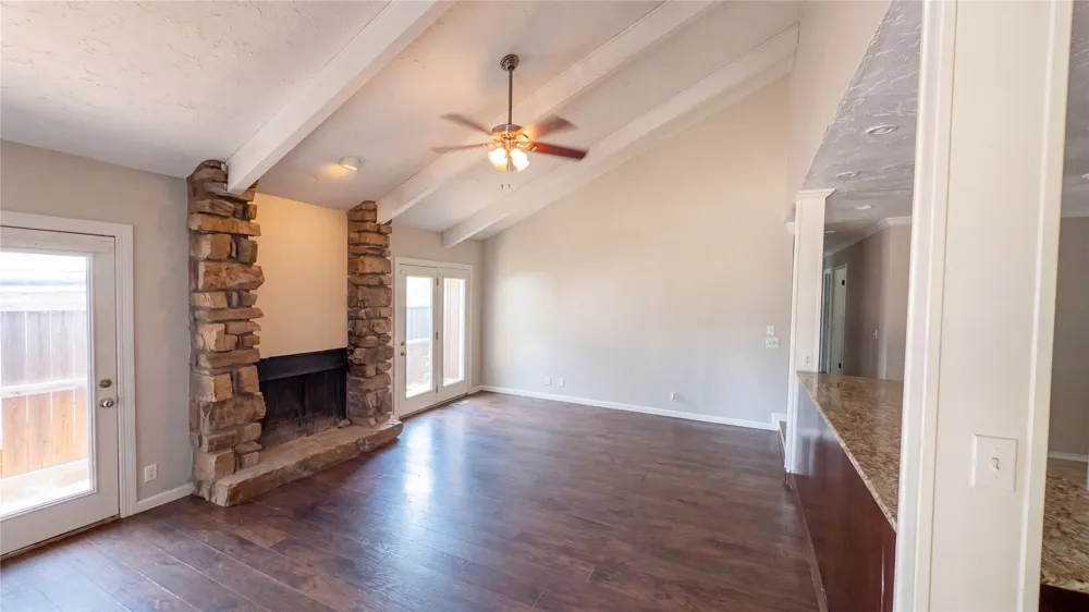 1409 S Walnut Avenue Broken Arrow, OK 74012