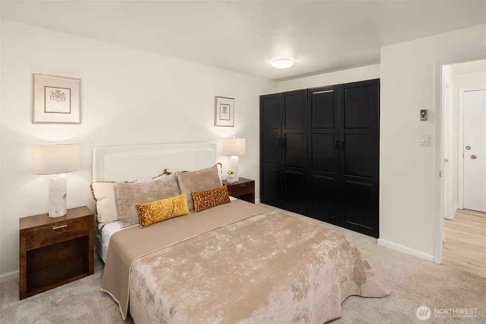 6225 Lake Washington Boulevard NE #208 Kirkland, WA 98033