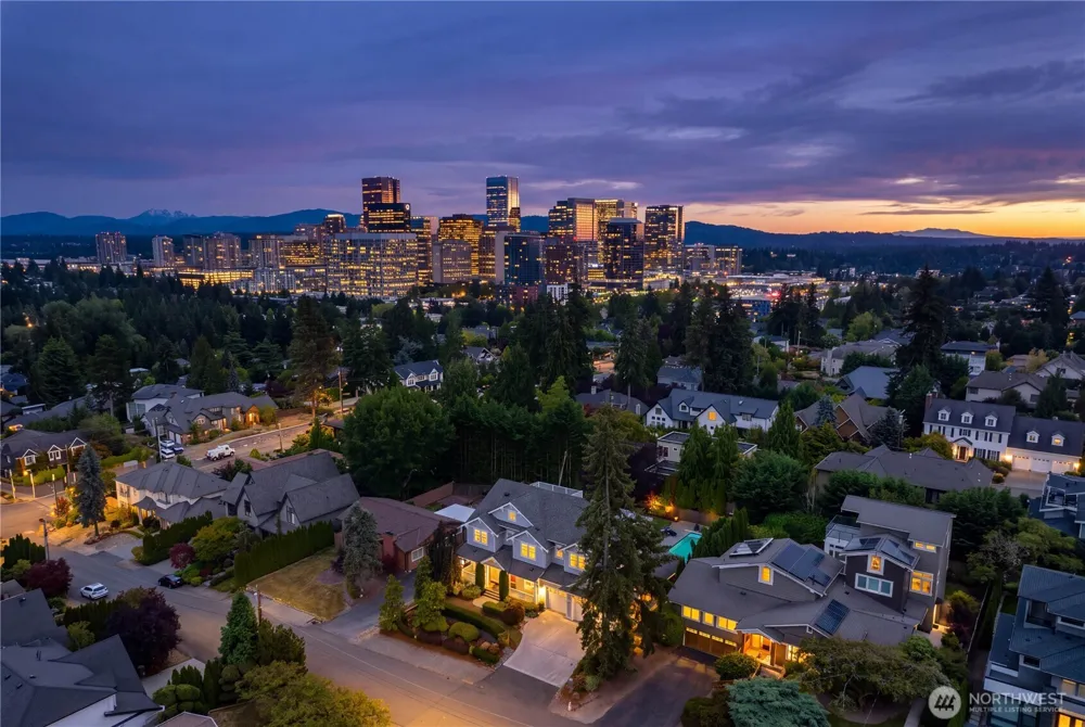 9831 NE 16th Street Bellevue, WA 98004