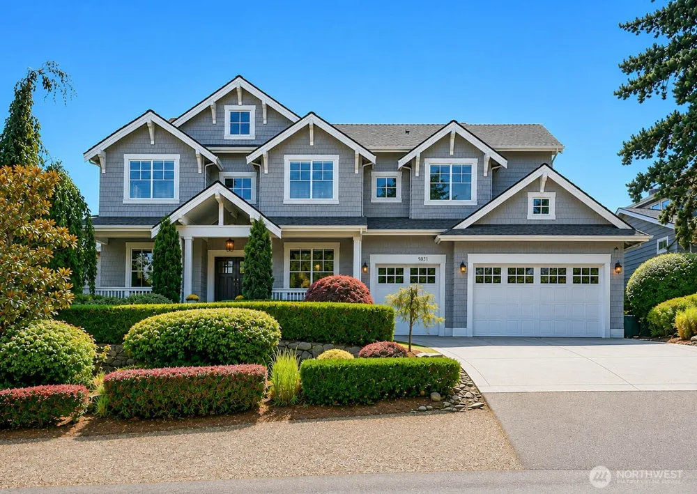 9831 NE 16th Street Bellevue, WA 98004