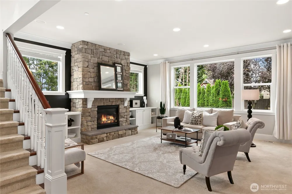 9831 NE 16th Street Bellevue, WA 98004