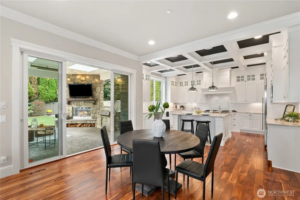 9831 NE 16th Street Bellevue, WA 98004