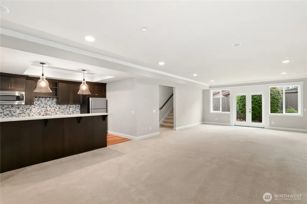 9831 NE 16th Street Bellevue, WA 98004