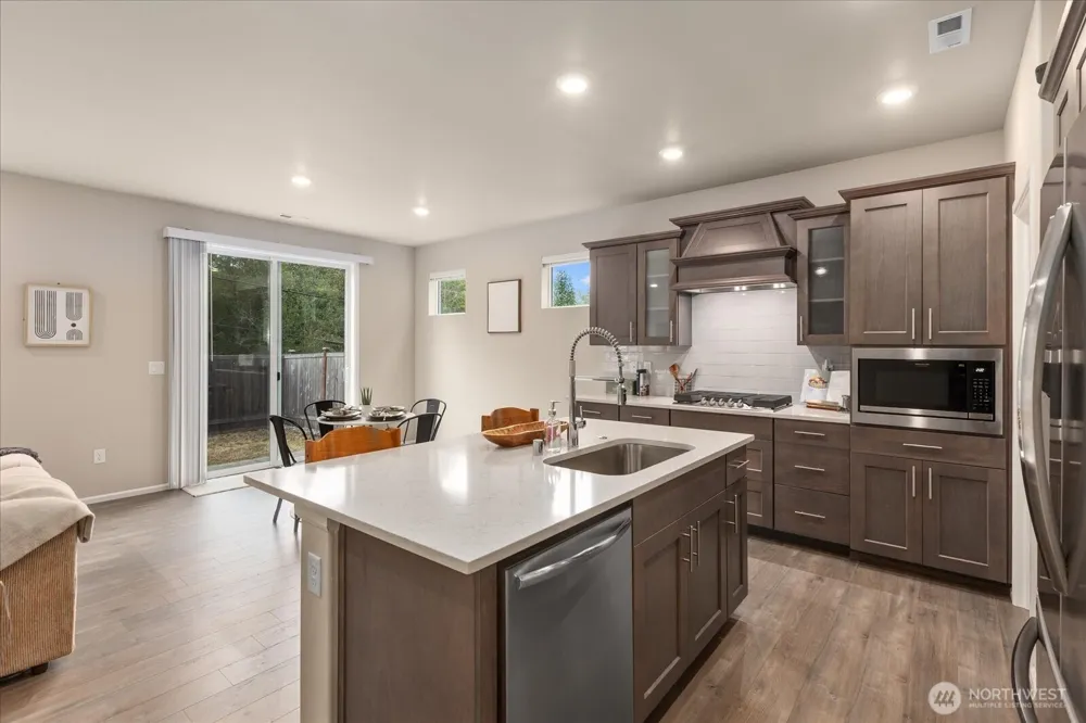 904 122nd Avenue SE Lake Stevens, WA 98258