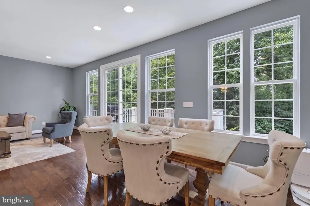 20283 CENTER BROOK SQUARE Sterling, VA 20165