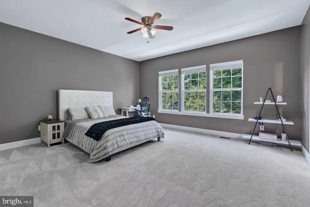 20283 CENTER BROOK SQUARE Sterling, VA 20165