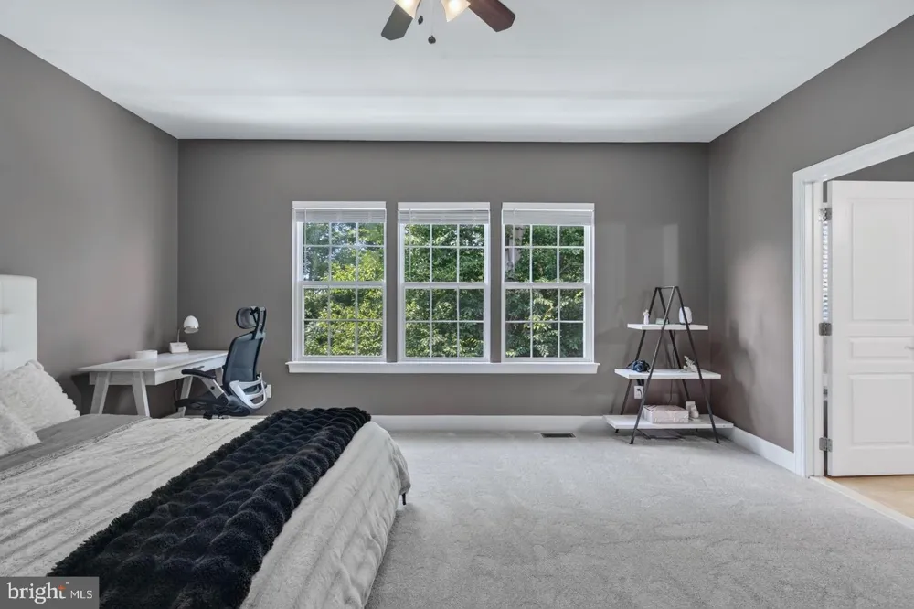 20283 CENTER BROOK SQUARE Sterling, VA 20165