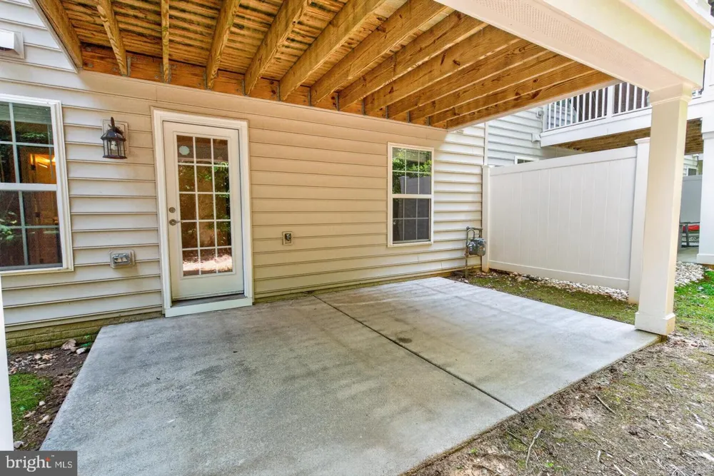 20283 CENTER BROOK SQUARE Sterling, VA 20165