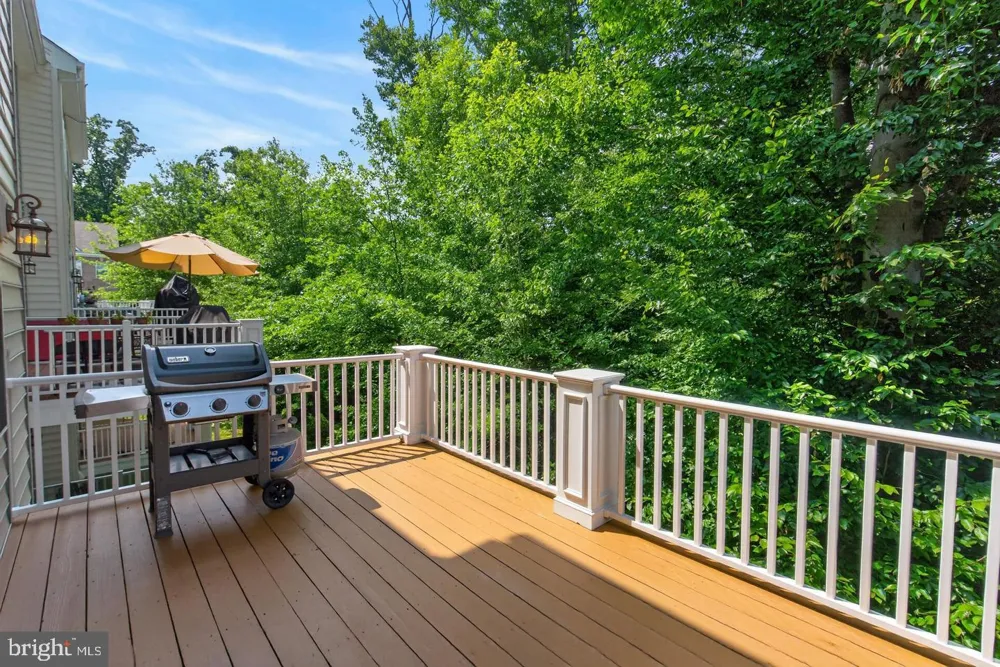 20283 CENTER BROOK SQUARE Sterling, VA 20165