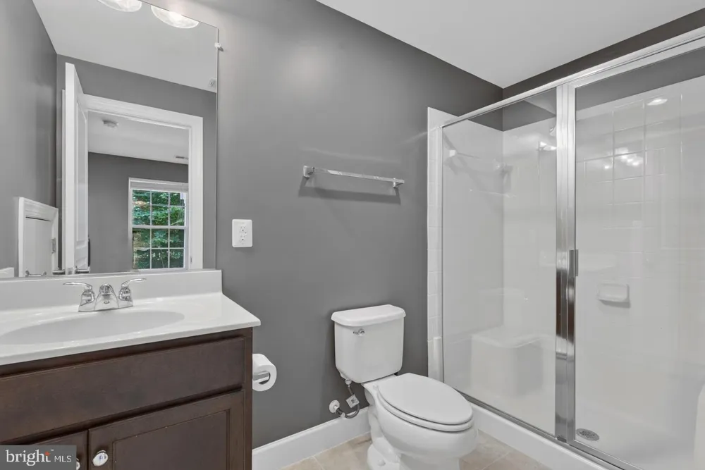 20283 CENTER BROOK SQUARE Sterling, VA 20165