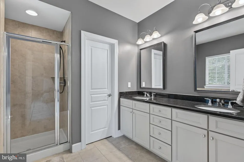 20283 CENTER BROOK SQUARE Sterling, VA 20165