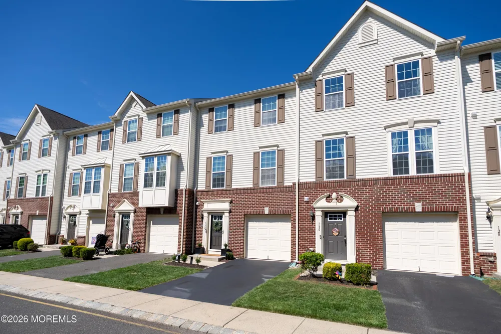 132 Kyle Drive Tinton Falls, NJ 07712