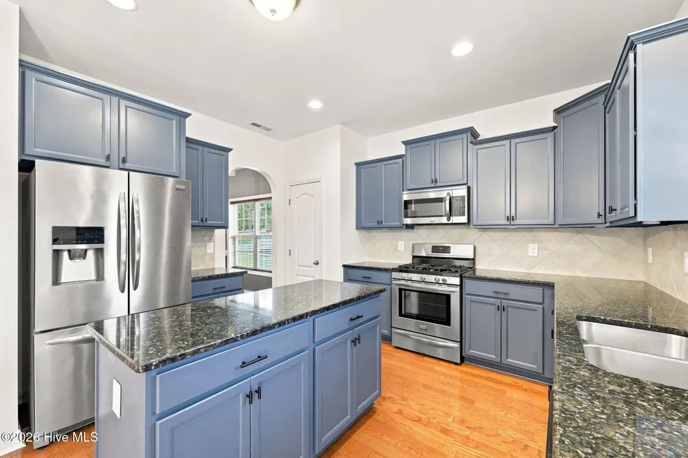 1105 Whitney Drive Aberdeen, NC 28315