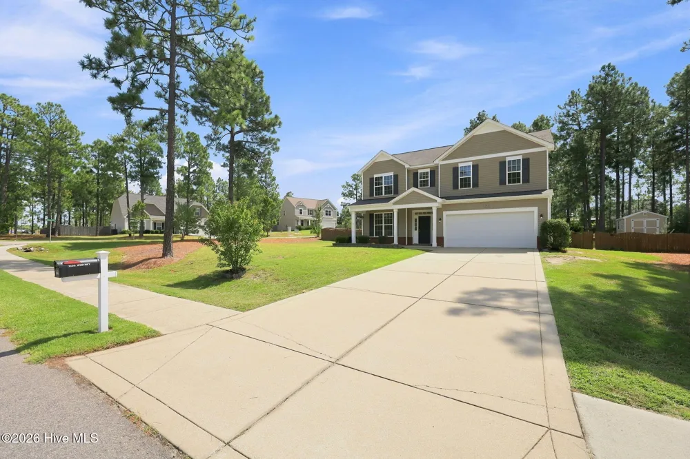1105 Whitney Drive Aberdeen, NC 28315