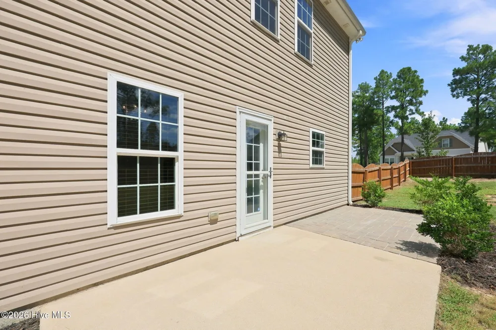 1105 Whitney Drive Aberdeen, NC 28315