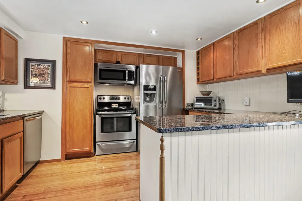8804 Gull Road Richland Village, MI 49083