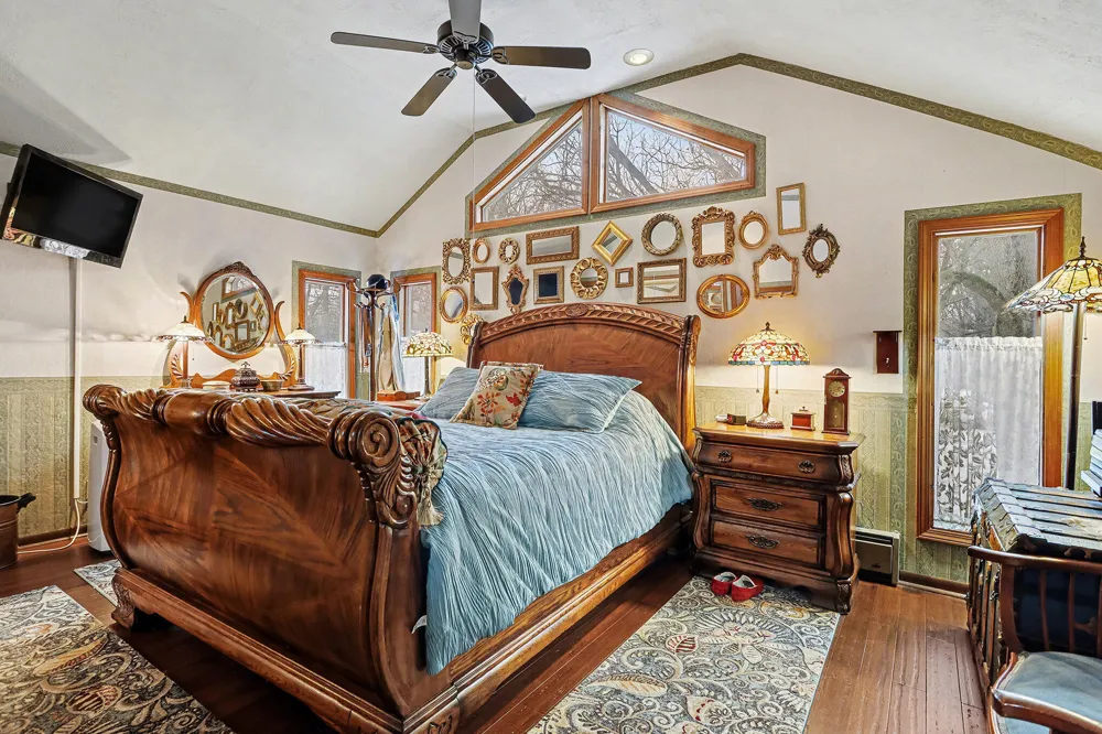 8804 Gull Road Richland Village, MI 49083