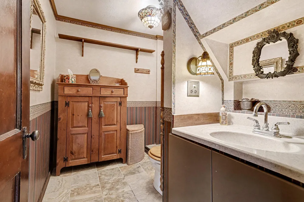 8804 Gull Road Richland Village, MI 49083
