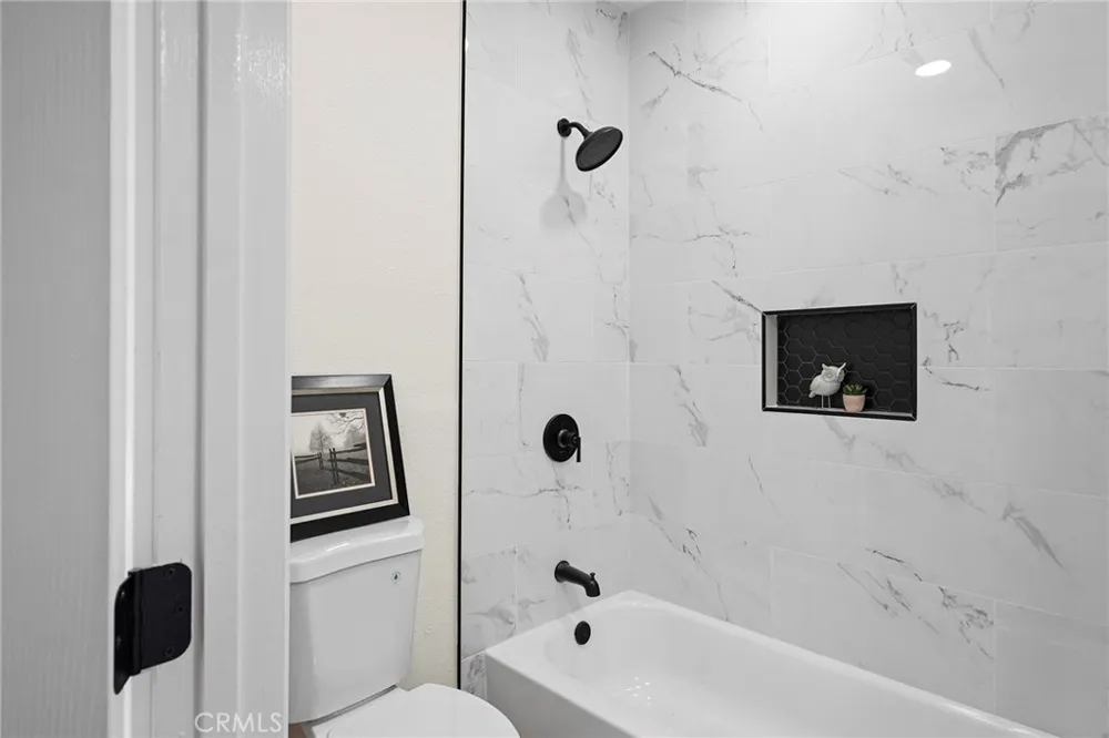 1406 W 7th Chico, CA 95928