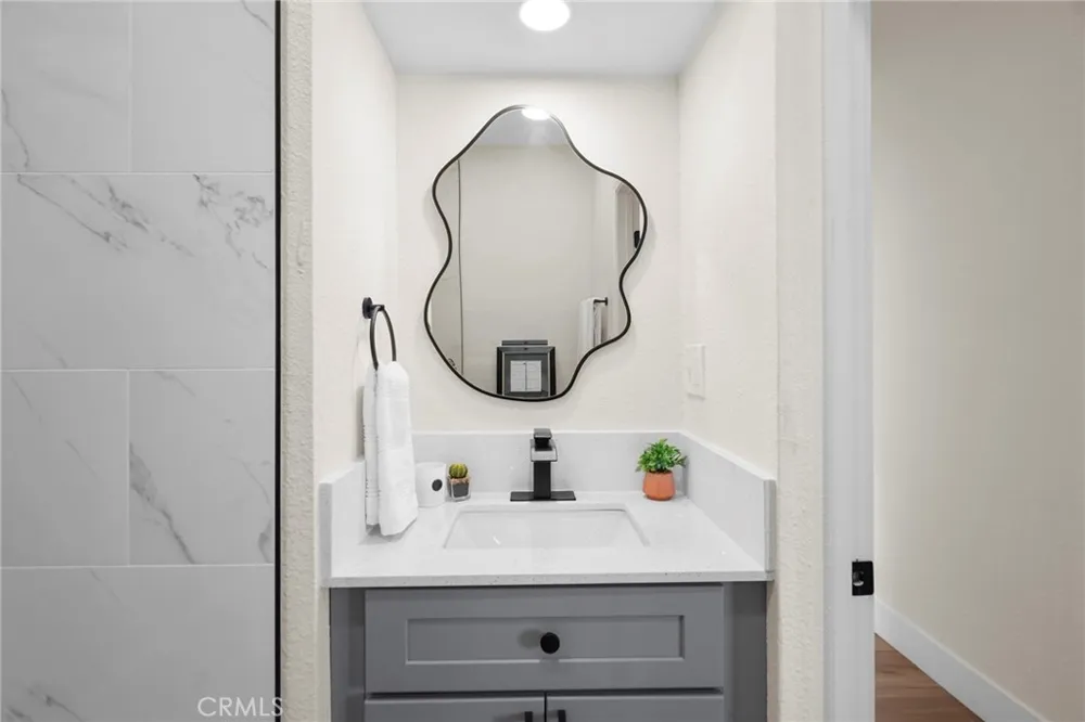 1406 W 7th Chico, CA 95928