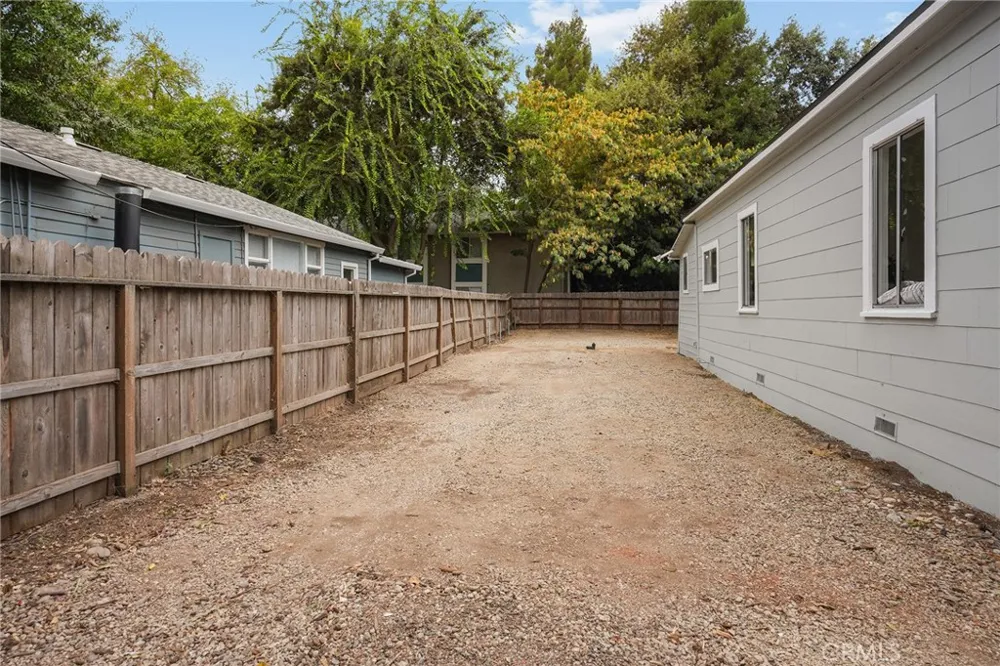 1406 W 7th Chico, CA 95928