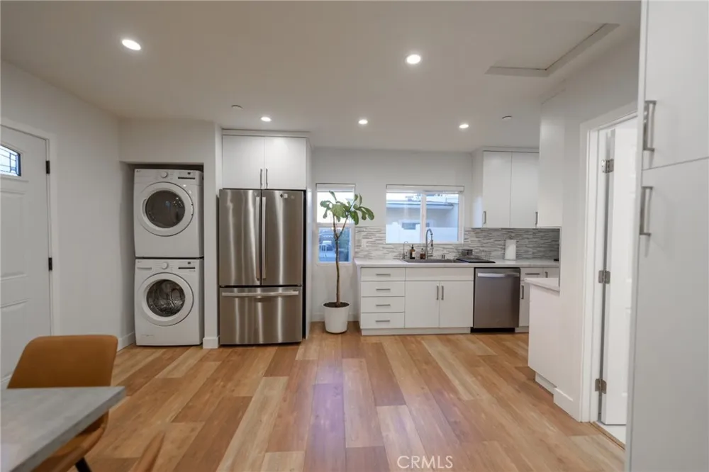 11012 Quill Avenue Sunland, CA 91040