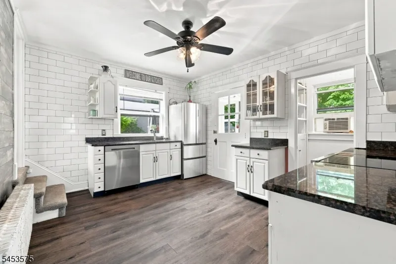 407 Monroe St Hackettstown Town, NJ 07840