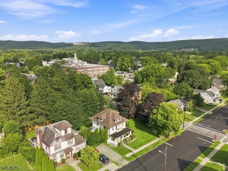 407 Monroe St Hackettstown Town, NJ 07840