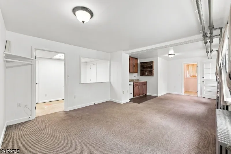 407 Monroe St Hackettstown Town, NJ 07840
