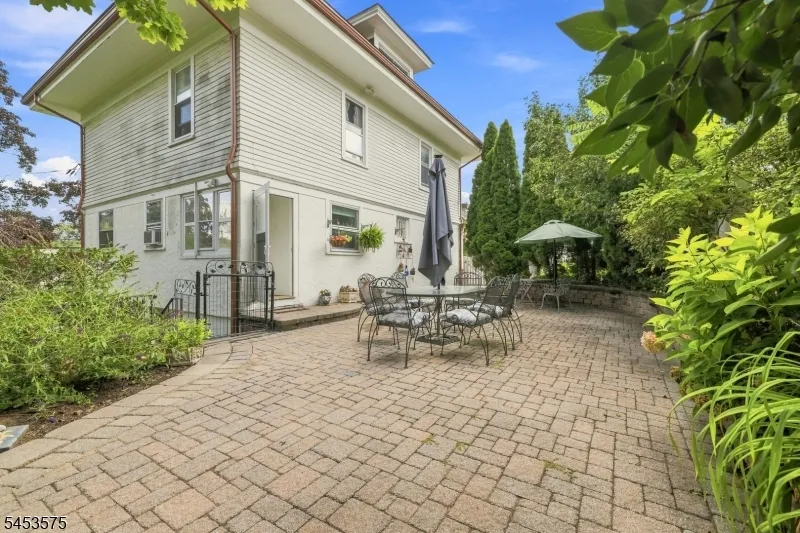 407 Monroe St Hackettstown Town, NJ 07840