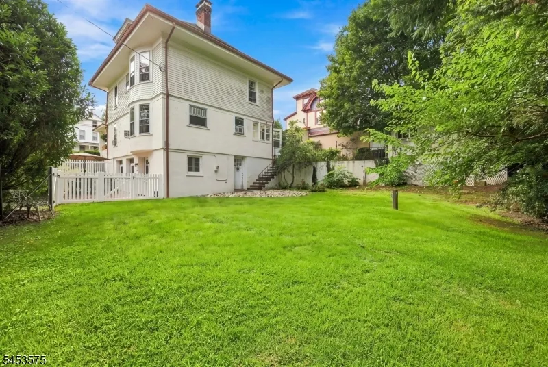 407 Monroe St Hackettstown Town, NJ 07840
