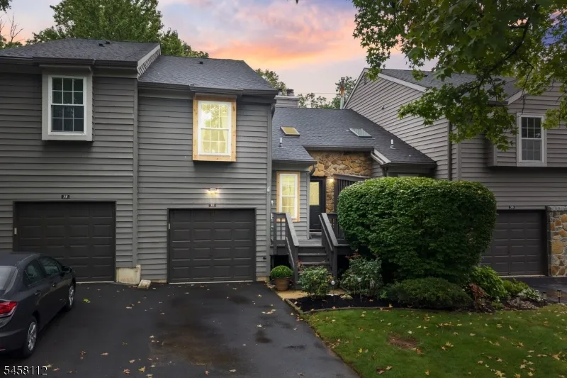 3 Brookline Ct #E Unit E Montgomery, NJ 08540