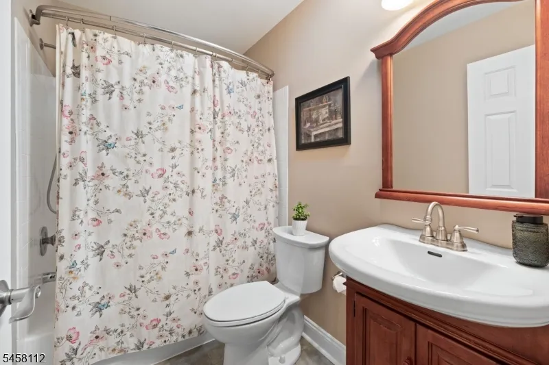 3 Brookline Ct #E Unit E Montgomery, NJ 08540