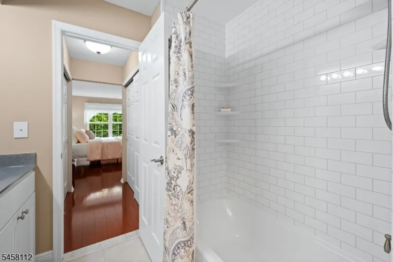 3 Brookline Ct #E Unit E Montgomery, NJ 08540