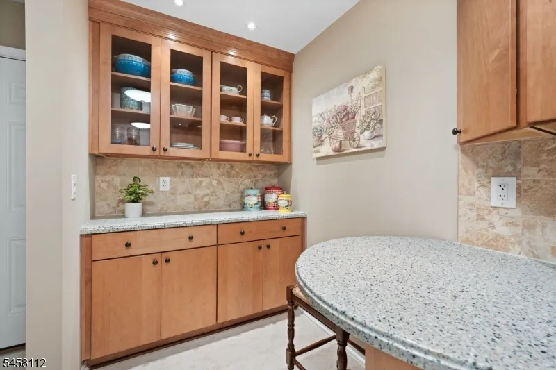 3 Brookline Ct #E Unit E Montgomery, NJ 08540