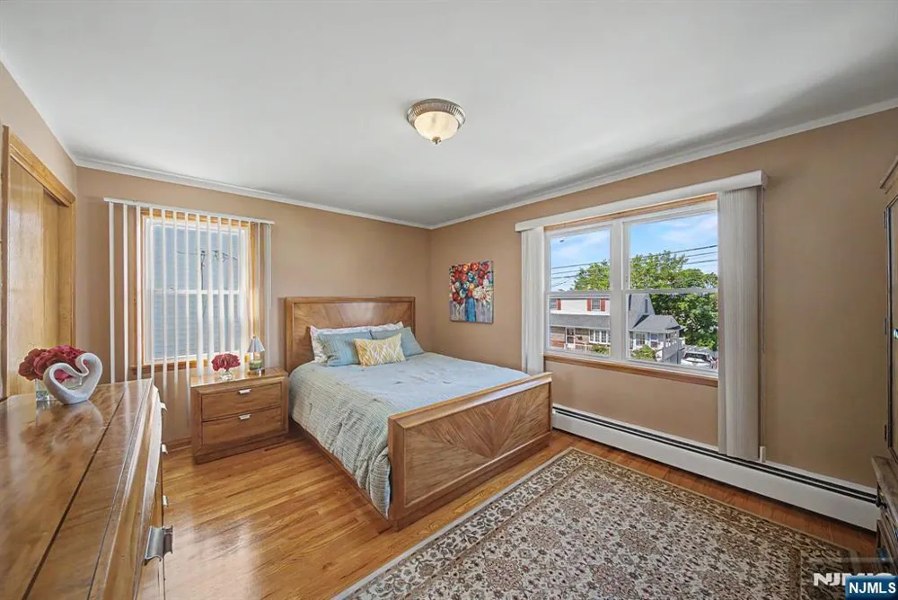 16 6th Street Wood Ridge, NJ 07075