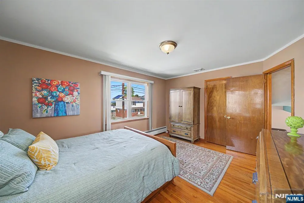 16 6th Street Wood Ridge, NJ 07075