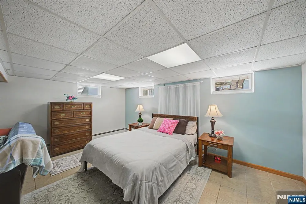16 6th Street Wood Ridge, NJ 07075