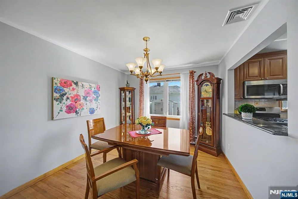 16 6th Street Wood Ridge, NJ 07075