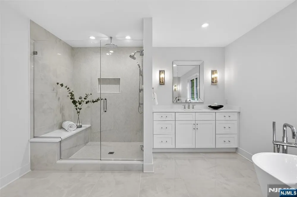 22 Northwood Avenue Demarest, NJ 07627