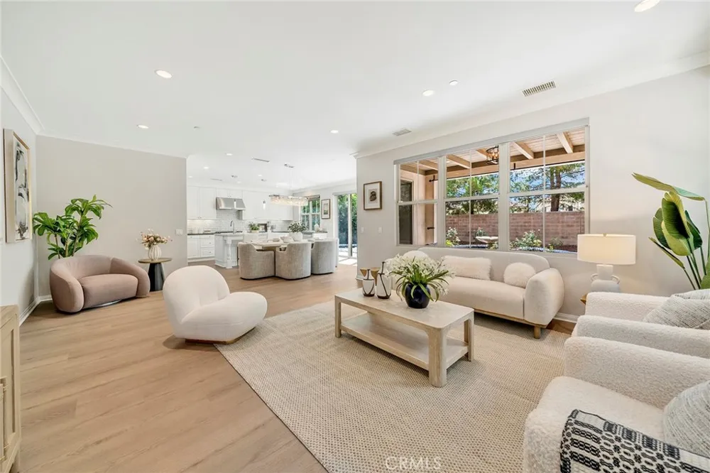 70 Kimbal Irvine, CA 92620