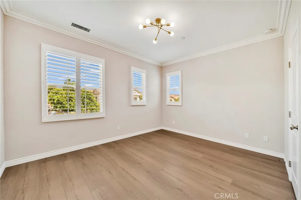 70 Kimbal Irvine, CA 92620