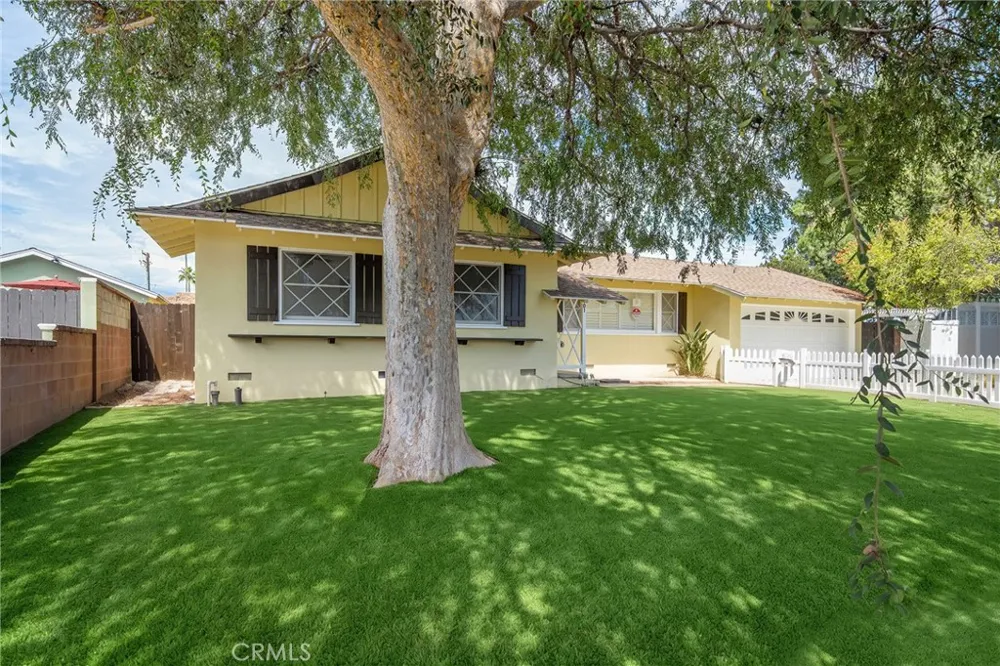 901 W Autumn Anaheim, CA 92805