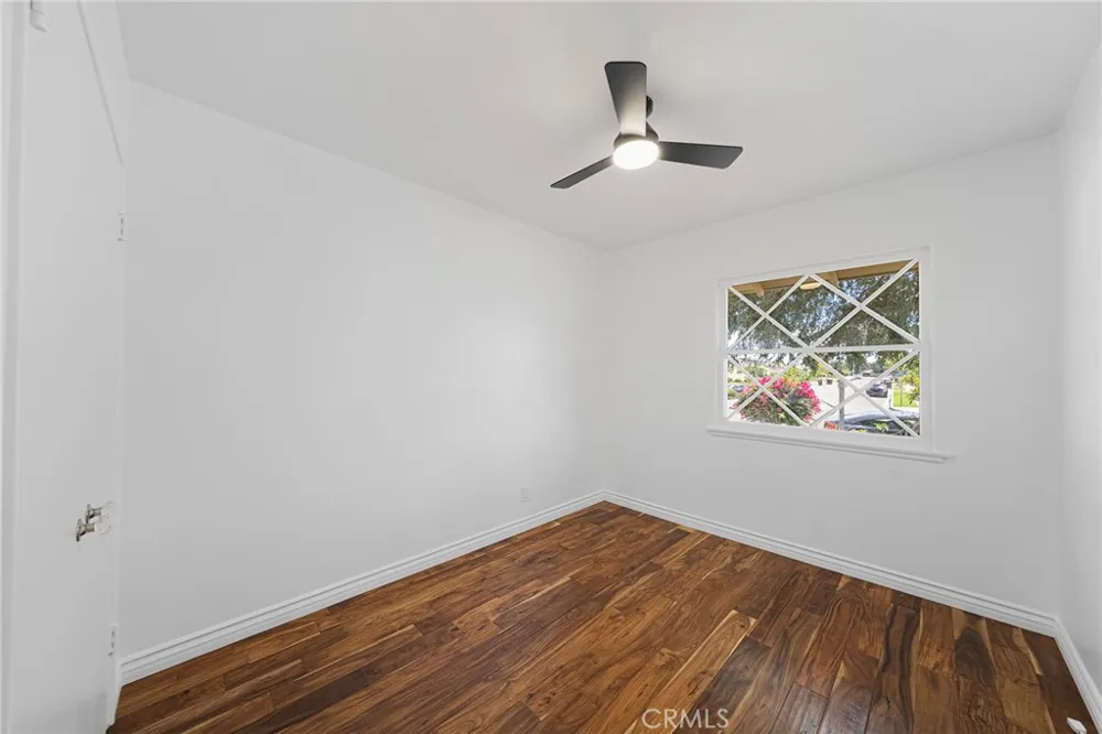901 W Autumn Anaheim, CA 92805