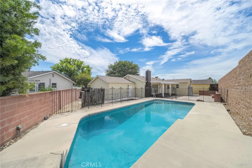 901 W Autumn Anaheim, CA 92805