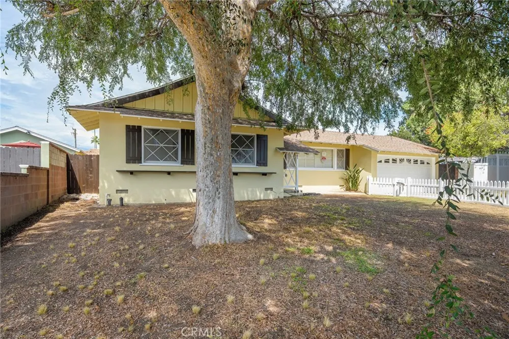 901 W Autumn Anaheim, CA 92805